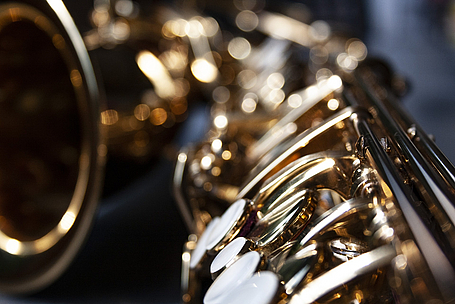 saxophone-3575545_1920.jpg